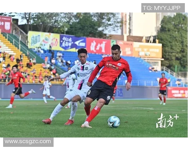 汉中足球热潮兴起青少年踢球热情高涨助力城市体育发展